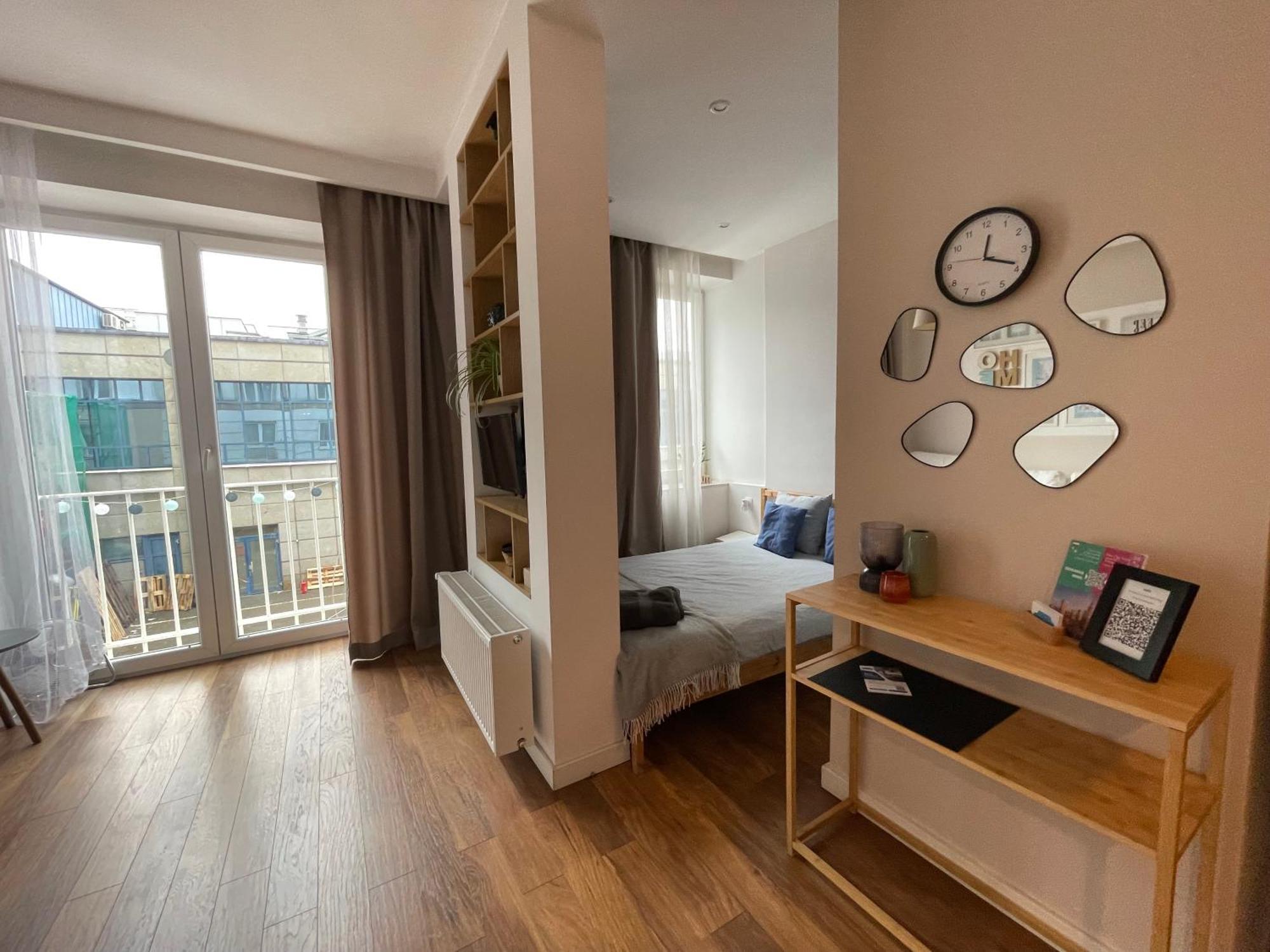 Studio W Centrum Warszawy Ulica Chmielna - 500M Od Dworca Centralnego - By Good Sleeping وارسو المظهر الخارجي الصورة