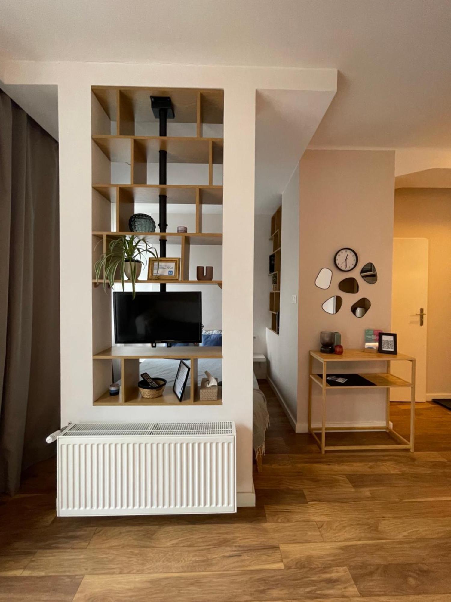 Studio W Centrum Warszawy Ulica Chmielna - 500M Od Dworca Centralnego - By Good Sleeping وارسو المظهر الخارجي الصورة